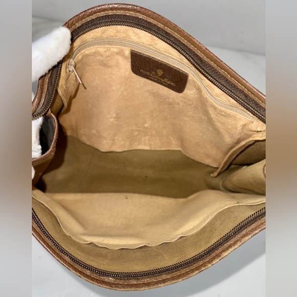 Auth Vintage GUCCI Clutch - Picture 11 of 15